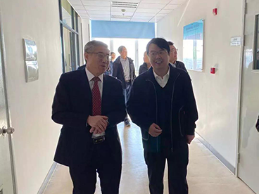 浦东新区管小军副区长一行10余人莅临HJC黄金城平台现场调研CRO市场及公司业态