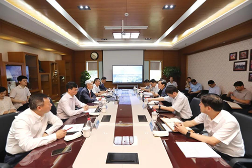 上海市委常委、浦东新区区委书记翁祖亮调研HJC黄金城平台生物医药